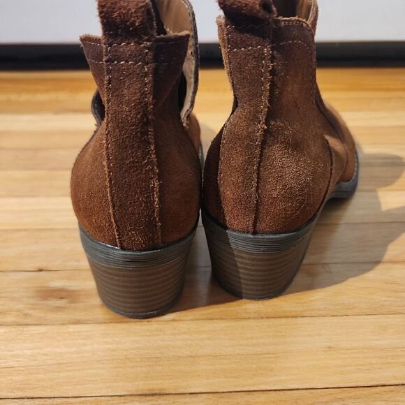 Sonoma Womens Ankle Boots Small Heel Suede Leather Brown size 6M - Picture 5 of 9